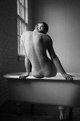 Aquila, Tub / Nude  Fotografie von Fotograf David Aimone ★6 | STRKNG