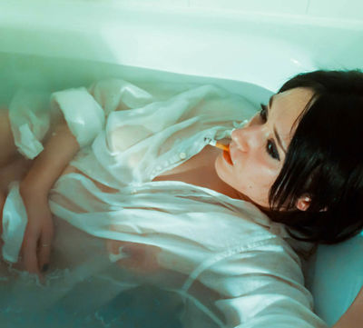 The short life of Barbie Prozac The short life of Barbie Prozac / People photography by Photographer Sophie Germano ★3 | STRKNG