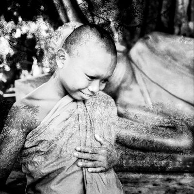Young Monk / Portrait  photography by Photographer Aieta Joseph | STRKNG
