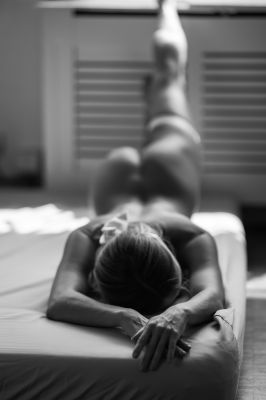 Legs up / Nude  photography by Photographer fotograf-4u ★3 | STRKNG