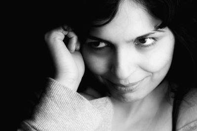 Shy / Portrait  photography by Photographer Özgür Apak (A.K.A.P) | STRKNG