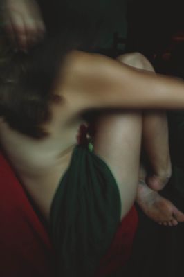 Selbstportrait / Nude  Fotografie von Fotografin Victoria Belikova | STRKNG