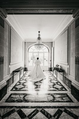 White Wedding / Wedding  photography by Photographer Frederic Boivin | STRKNG