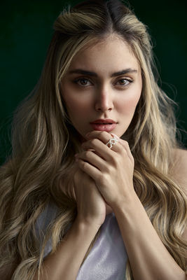 Untitled / Portrait  photography by Photographer Morteza khobzi ★9 | STRKNG