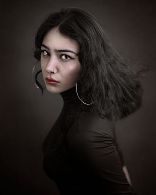 Untitled / Portrait  photography by Photographer Morteza khobzi ★10 | STRKNG