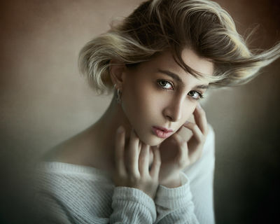 Untitled / Portrait  photography by Photographer Morteza khobzi ★10 | STRKNG