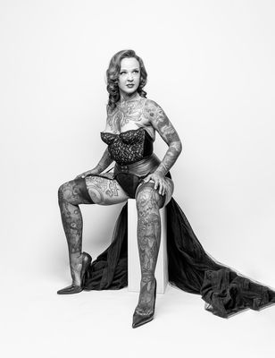 dancer / People  photography by Photographer Ian Ross Pettigrew ★2 | STRKNG