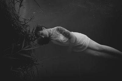 Stille / Schwarz-weiss  Fotografie von Fotografin Mya_b.hind ★1 | STRKNG