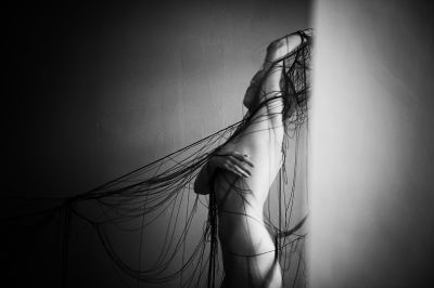Strings / Nude  photography by Photographer Mya_b.hind ★2 | STRKNG
