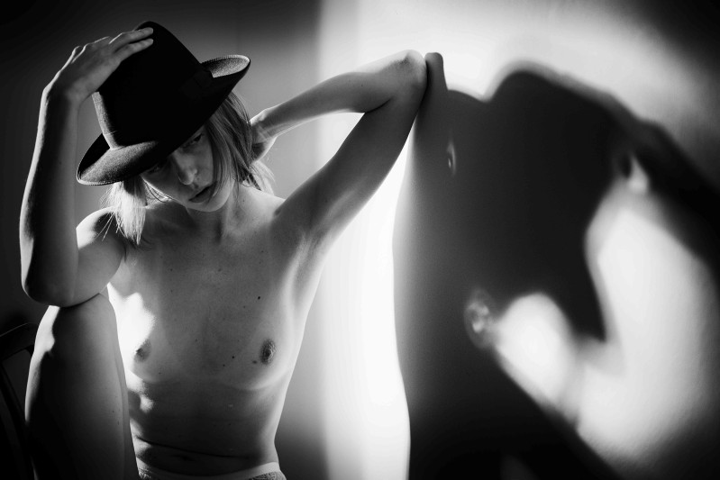 black hat - &copy; Hurt Reinhard | Schwarz-weiss