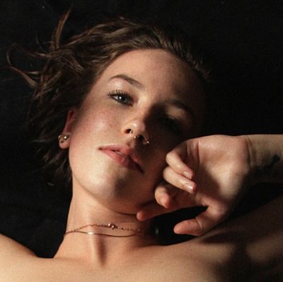 Portrait  photography by Photographer Moses | STRKNG