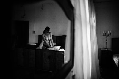 Fünfhausen...die Erste / Nude  Fotografie von Model Susanna MV ★10 | STRKNG