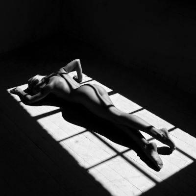 The Swimmer / Nude  Fotografie von Fotograf Malcolm Sinclair Lobban ★3 | STRKNG