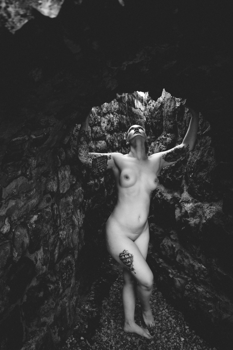 New Nude Photography from Bayern - STRKNG