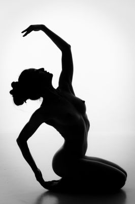 purity / Nude  photography by Photographer Claudio Naviganti ★1 | STRKNG