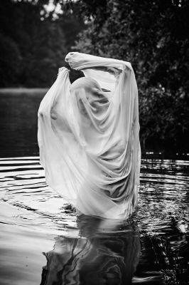 Dreamer / Fine Art  photography by Model hochgefuehle_leben ★5 | STRKNG