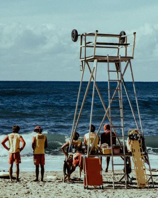 French Baywatch / Wasserlandschaften  Fotografie von Fotograf Docsamado | STRKNG