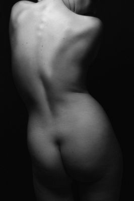 Le Dos. / Nude  Fotografie von Fotograf Lennart Schwirtz | STRKNG