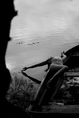 still Water / Nude  photography by Photographer Suse Photo ★11 | STRKNG