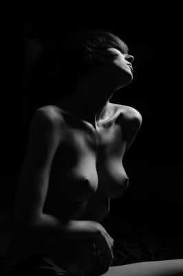 out of the darkness / Nude  Fotografie von Fotograf Stefan Höltge ★5 | STRKNG