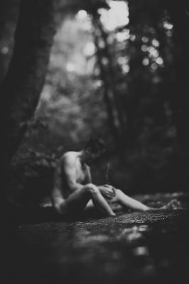 mathias / Nude  Fotografie von Fotograf Tom Hampl ★4 | STRKNG