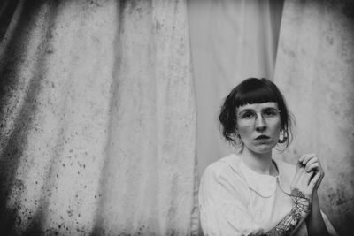 sarah / Portrait  photography by Photographer Tom Hampl ★2 | STRKNG