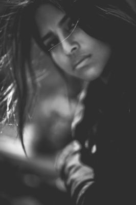 Ashley / Portrait  photography by Photographer Helmut Boden ★3 | STRKNG