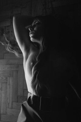 Vivian Light / Nude  Fotografie von Fotograf ApostolosPoungouras | STRKNG