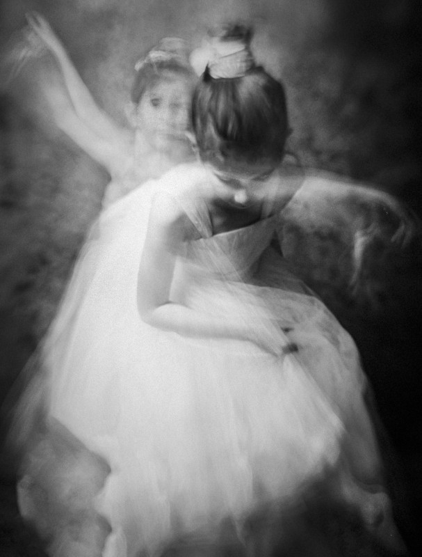 La petite ballerine - &copy; Raluca Lupașcu | Fine Art