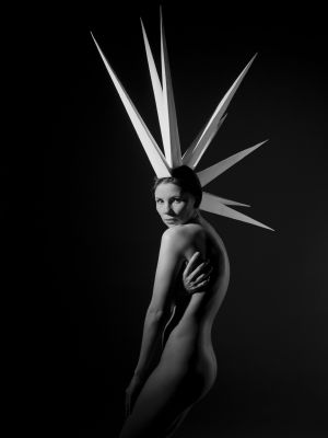 Goddess / Schwarz-weiss  Fotografie von Fotograf Петр Максимов ★4 | STRKNG