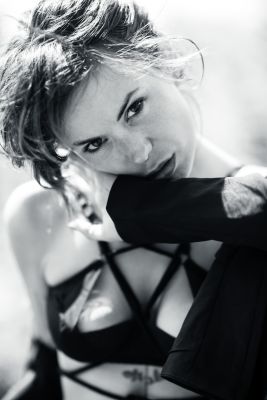 Do you dare? / Portrait  Fotografie von Fotograf Cornel Waser ★2 | STRKNG