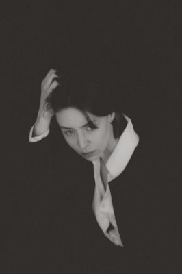 Gedanken / Portrait  Fotografie von Fotografin Chantal Kemp | STRKNG