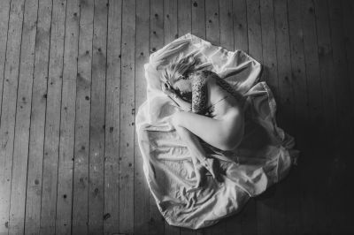 Holding myself / Fine Art  photography by Photographer next.door.photography ★2 | STRKNG