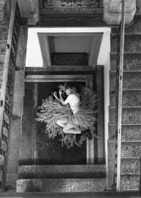 Im alten Schulhaus / Black and White  photography by Photographer simone.rindlisbacher ★2 | STRKNG