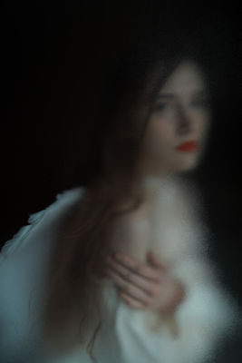 Ritratto / Portrait  photography by Photographer Cristiana Zamboni ★10 | STRKNG