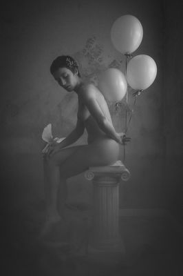 Palloncini bianchi / Schwarz-weiss  Fotografie von Fotografin Cristiana Zamboni ★6 | STRKNG