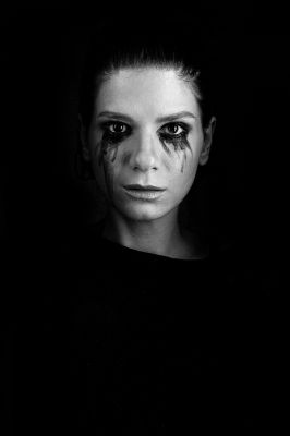 The darkness / Portrait  Fotografie von Fotograf Homayoun Tamaddon ★1 | STRKNG