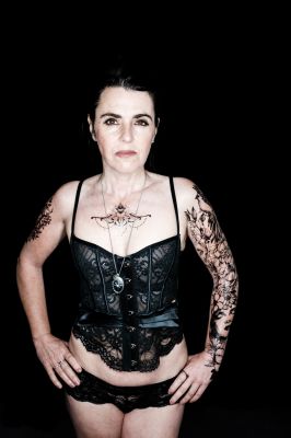 Tattoogirl / Portrait  photography by Model Andrea ★2 | STRKNG