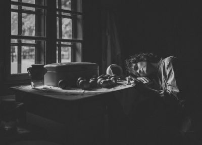 the wait / Schwarz-weiss  Fotografie von Fotograf Michał Dudulewicz ★3 | STRKNG