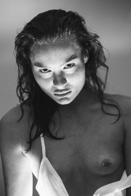 Lulu / Nude  Fotografie von Fotograf Kai Klostermann ★1 | STRKNG