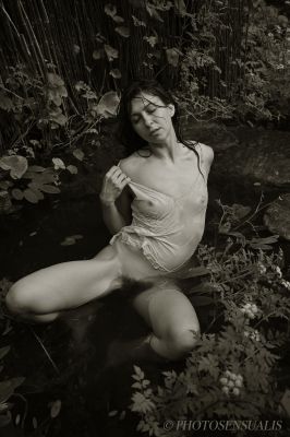 Melissa in Water / Nude  photography by Photographer Photosensualis ★2 | STRKNG