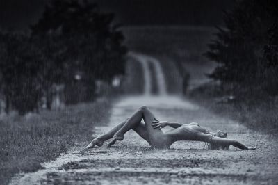 September rain / Nude  Fotografie von Fotograf Aperture22 | STRKNG