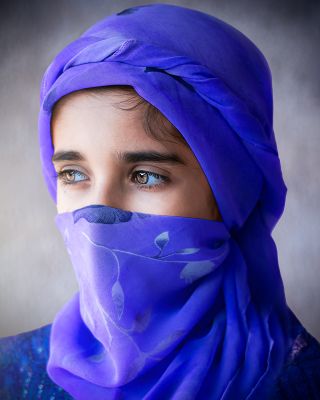 The Girl in Blue / Portrait  photography by Photographer Ehsan moradi | STRKNG