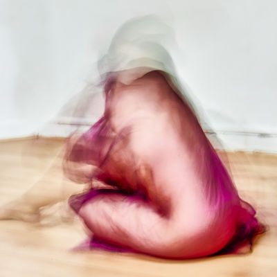 Rouge / Fine Art  photography by Photographer Entrevues | STRKNG