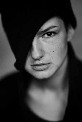 ..no need to hide.. / Portrait  photography by Photographer Tempus Fugit Photo ★9 | STRKNG