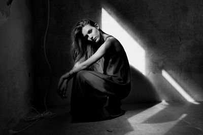 ..triangle of light.. ..triangle of light.. / Portrait Fotografie von Fotograf Tempus Fugit Photo ★9 | STRKNG