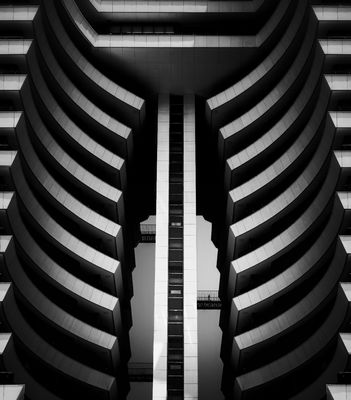 Chest / Black and White  photography by Photographer Artin Darvishi ★1 | STRKNG