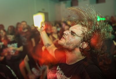 the crowd and moshpit / Performance  Fotografie von Fotograf BYHLP ★1 | STRKNG