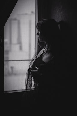 ana / Black and White  photography by Photographer Hamed farahpour | STRKNG