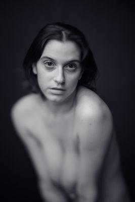 Portrait  photography by Photographer Dave Mack ★1 | STRKNG